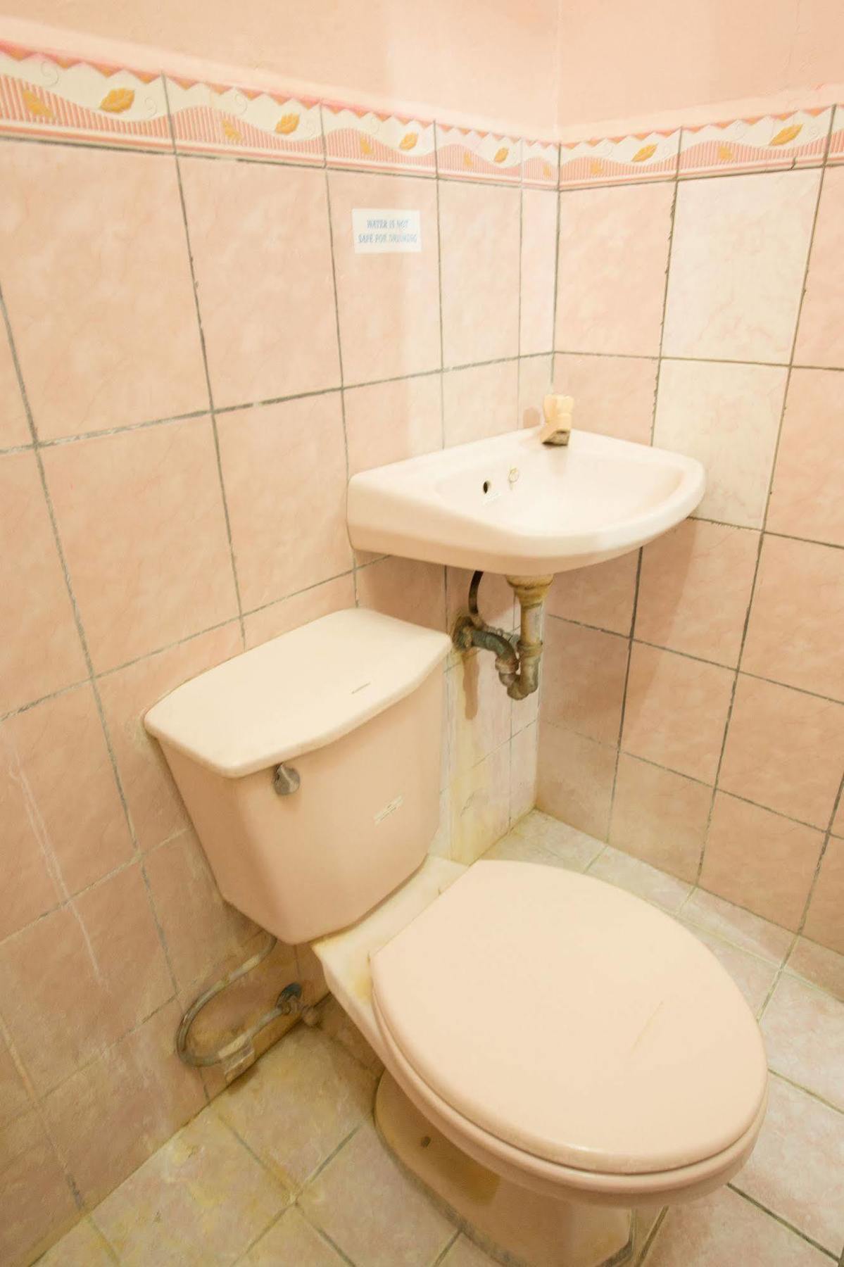Gv Hotel - Masbate Masbate City Ngoại thất bức ảnh