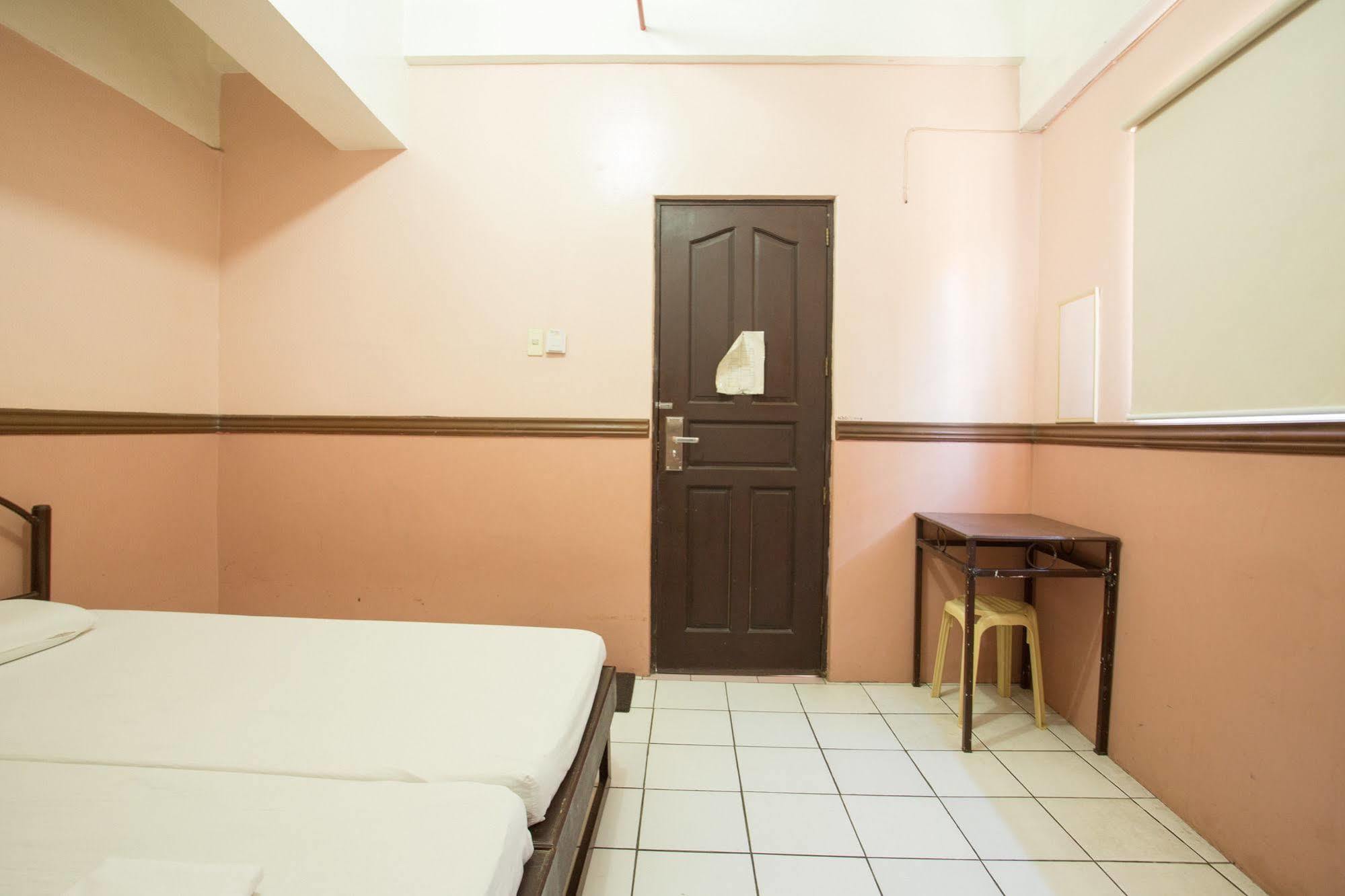 Gv Hotel - Masbate Masbate City Ngoại thất bức ảnh